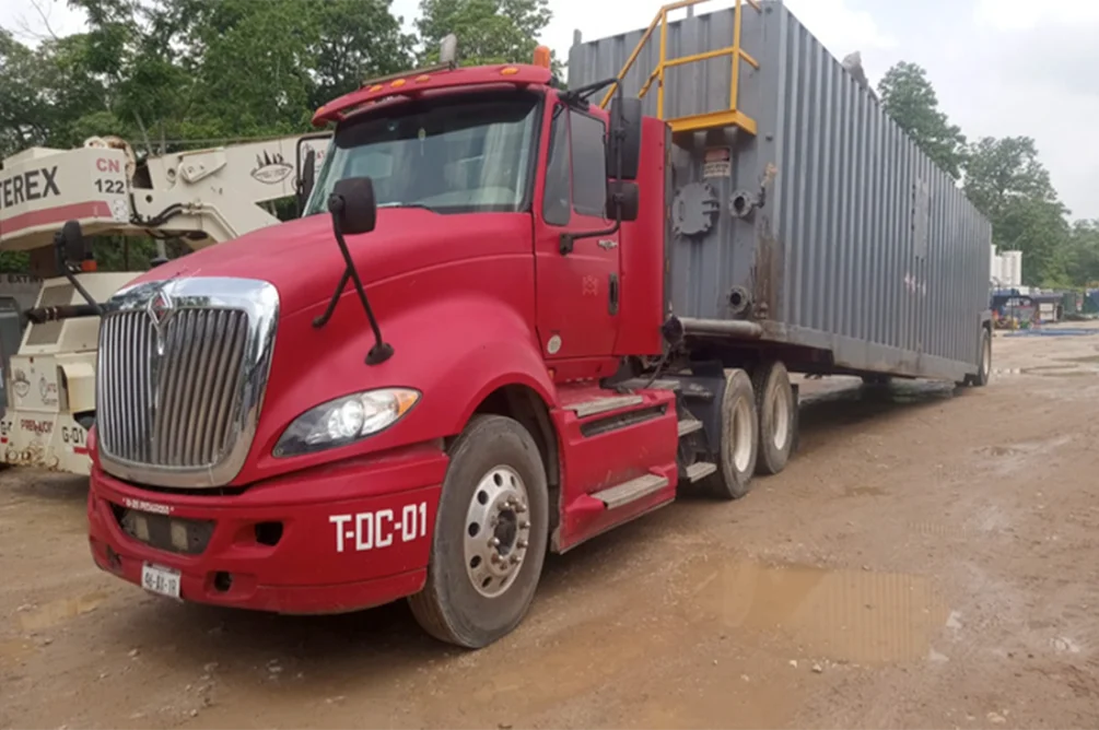 Vactor service in operation